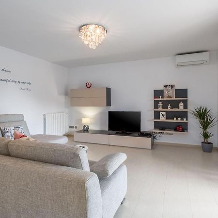 Villa Lori Nova Vas  외부 사진