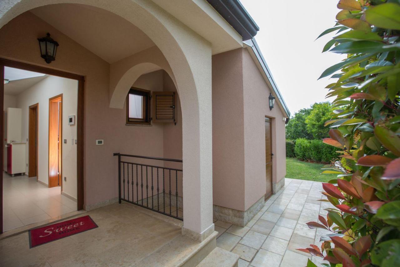 Villa Lori Nova Vas  외부 사진